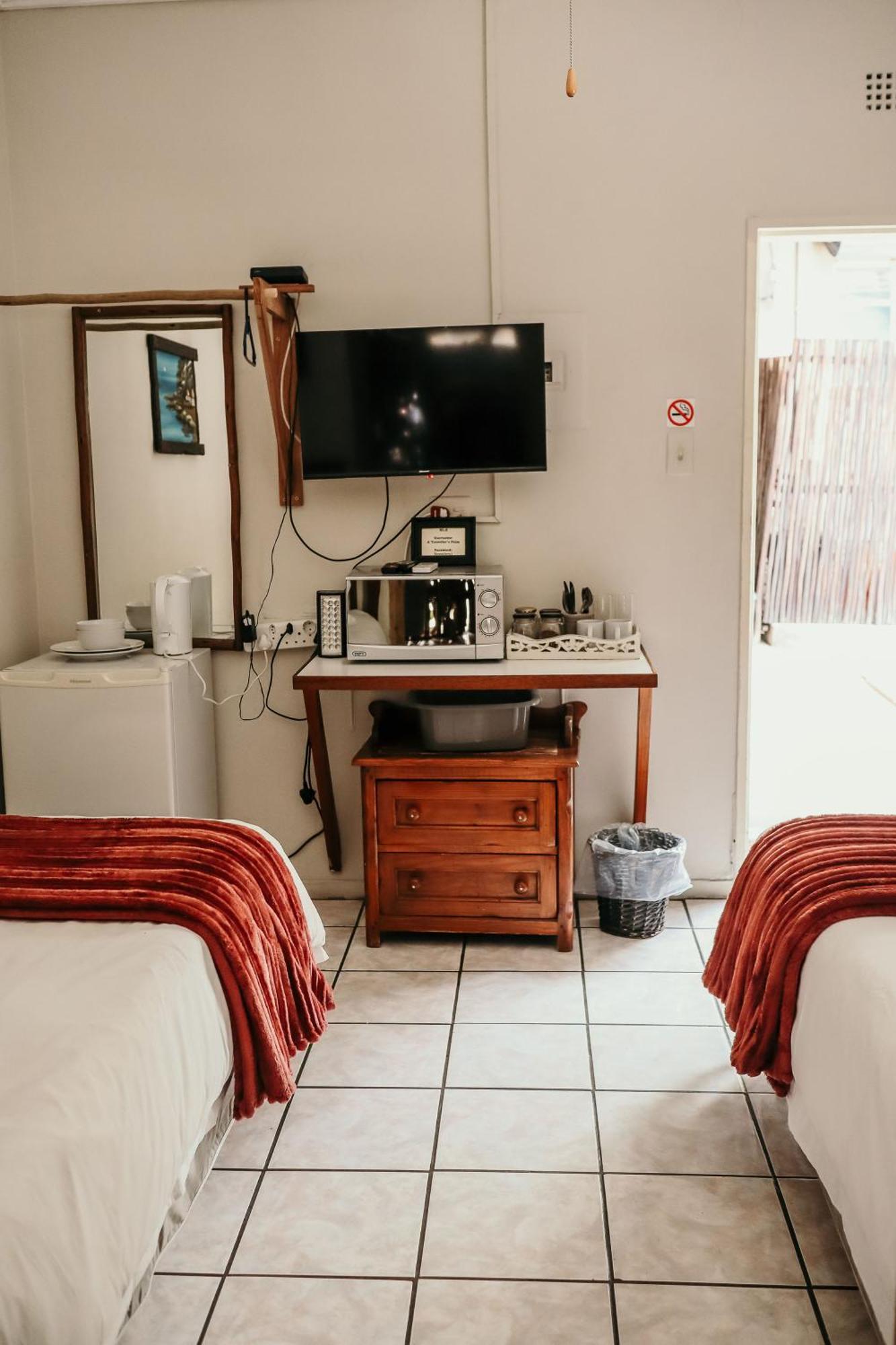 A Traveller'S Palm Hotel Phalaborwa Exterior foto